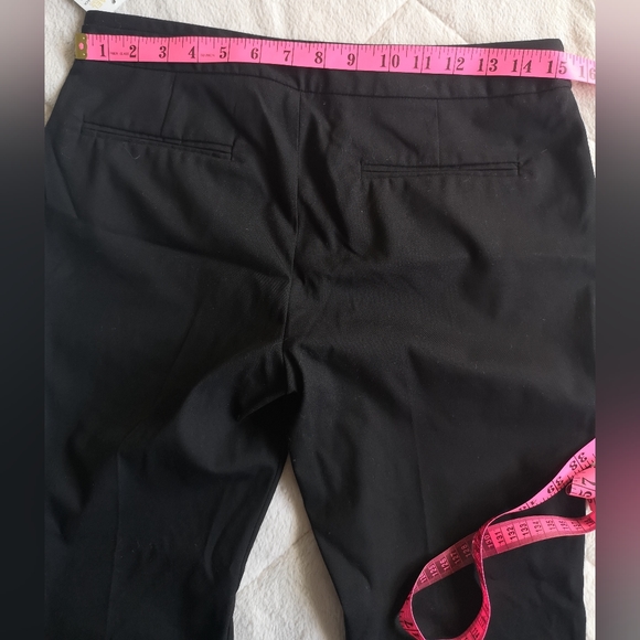New Michael Kors pants. Size M. - Picture 7 of 9